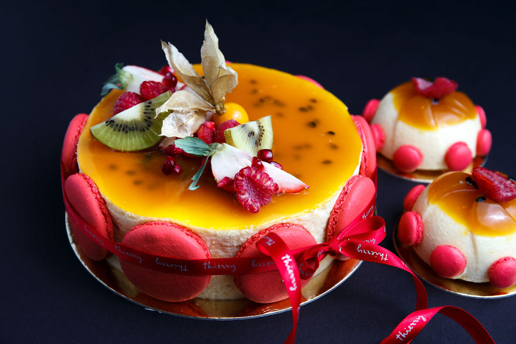 Clementine Mousse Cake with Peach Jelly - Sweet and Savory Meals
